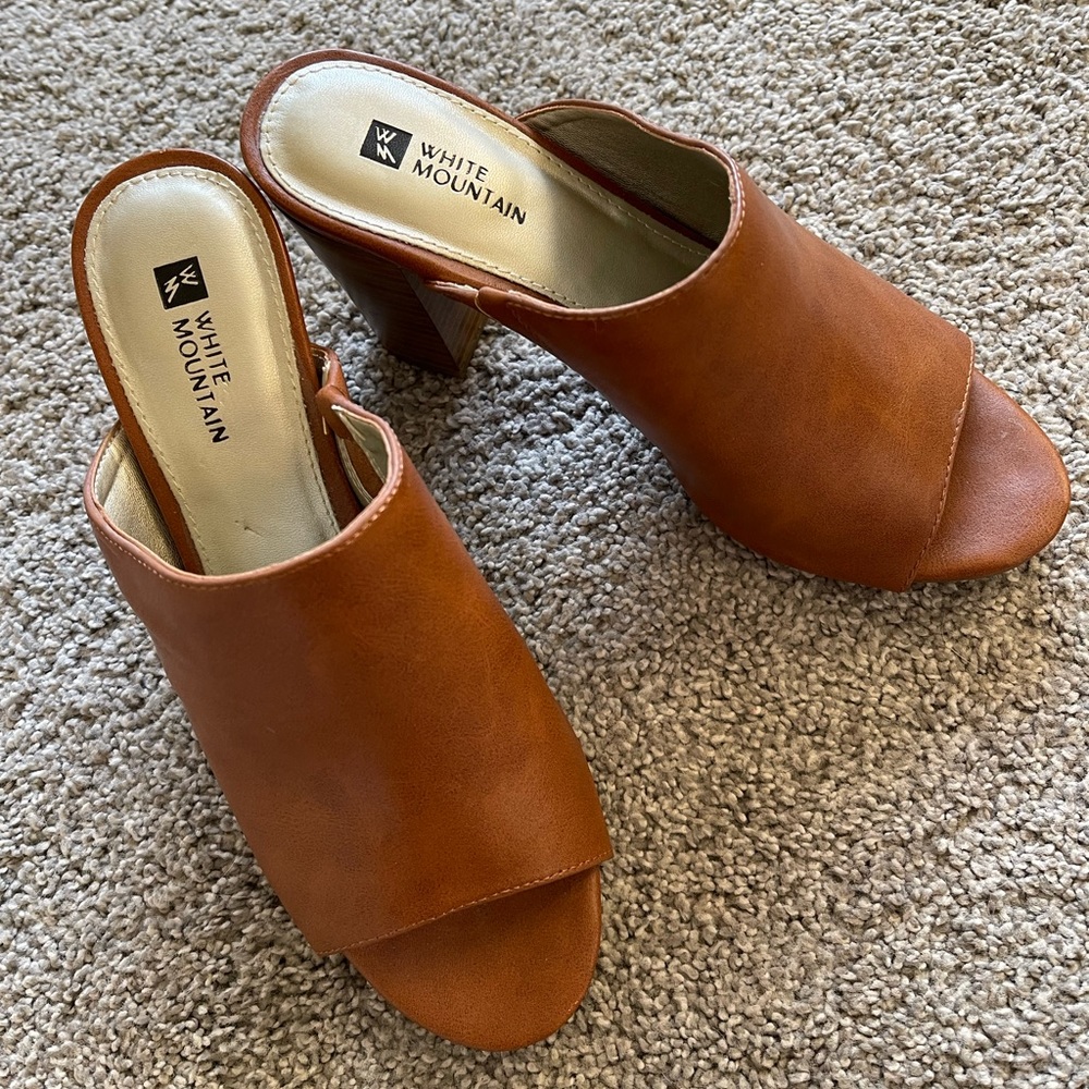 Gorgeous open toe slide heeled sandals